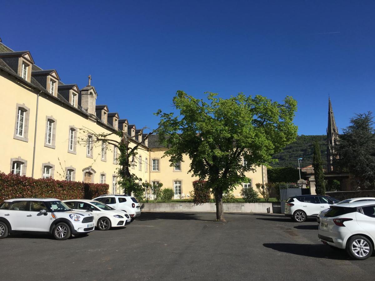 Le 1837 Aparthotel Saint-Affrique Exteriör bild
