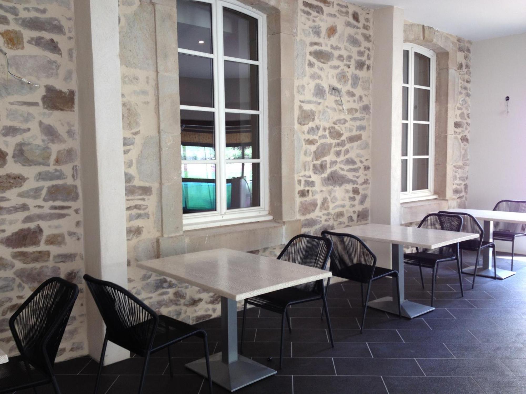 Le 1837 Aparthotel Saint-Affrique Exteriör bild